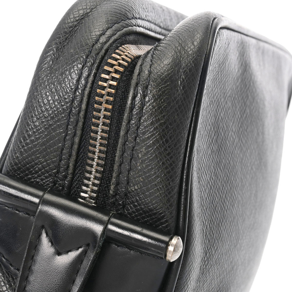 Louis Vuitton Bag Kalga Taiga Ardoise Shoulder - Picture 9 of 11